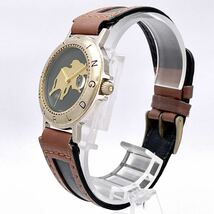 HUNTING WORLD ハンティングワールド ロゴデザイン 腕時計 ウォッチ クォーツ quartz ロゴベゼル デイト 金 ゴールド P25_画像2