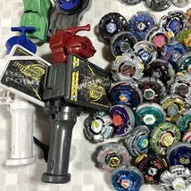 【日本正規品 希少】メタルファイトベイブレード BEYBLADE タカラトミー ランチャー パーツ 大量 まとめ売りセット 現状品_画像3