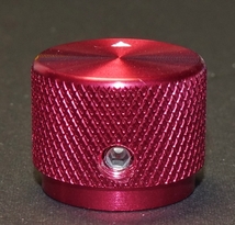 ボリュームのつまみ Φ20mm×15.5mm 軸径6mmに対応 アルミ削り出し 金属製 赤 ノブ レッド ローレット加工 オーディオ ボリウム メタリック_画像1