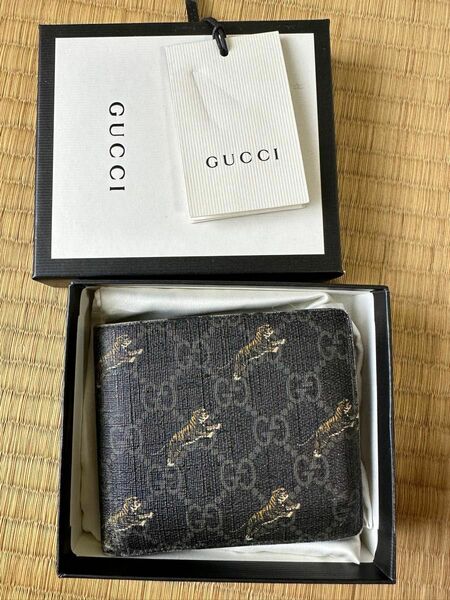 GUCCI 財布