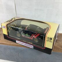 C1040 ANSON RACING. ポルシェ911 GT2. 1：18 METAL DIE-CAST. 35号車. サイン?_画像1