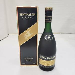 E15088(031)-635/SR3000　酒　REMY MARTIN VSOP　レミーマルタン　COGNAC　コニャック　ブランデー　40％　700ml　箱付き