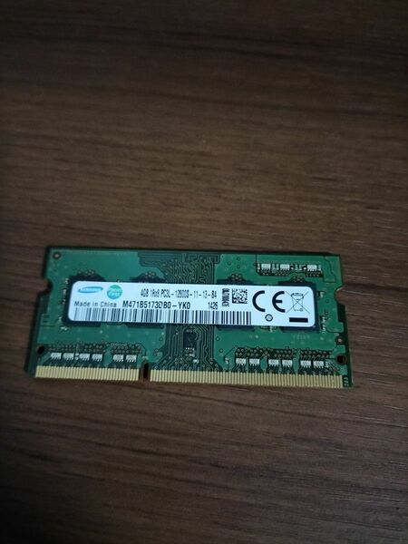 Samsung デスクトップ用メモリ4GB1R×8 PC3L
