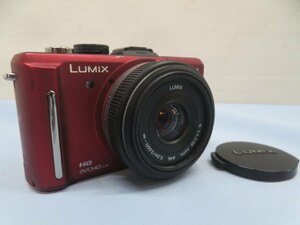 1210万画素★Panasonic DMC-GF1 デジタル一眼カメラ アーバンレッド LUMIX パナソニック ルミックス バッテリーなし 充電器付 91712★！！