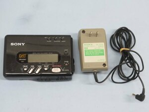 ★SONY TCD-D8 カセットレコーダー DAT WALKMAN DIGITAL AUDIO TAPE-CORDER ソニー ウォークマン アダプター付き USED 91769★！！