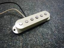 1990年代製 Lindy Fralin Strat Blues Special Staggard Single coil Pickup Neck　リンディ フレーリン フロント用_画像4