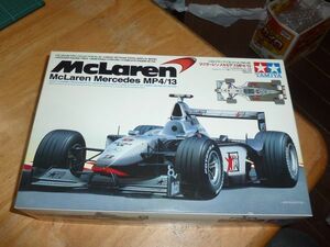 1/20　マクラーレン メルセデス MP4/13 タミヤ　McLaren Mercedes MP4/13