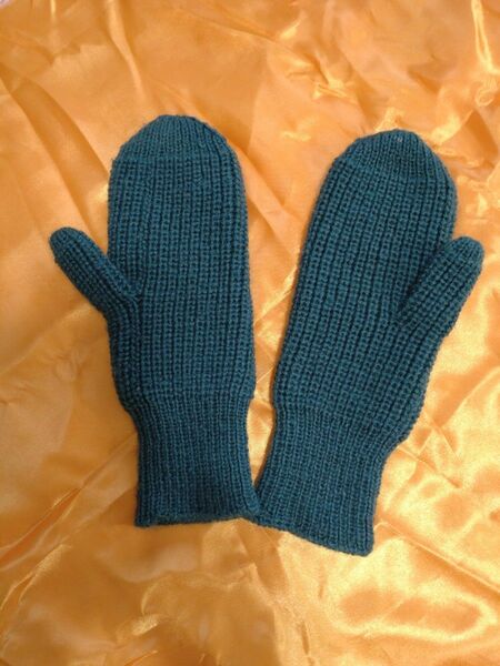 手編み　毛糸手袋　手袋 　指なし手袋　ハンドメイド