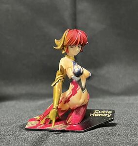 .. genuine . Cutie Honey figure 2 body set 