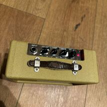 Fender Mini Twin Amp フェンダー ポータブル ギターアンプ Tweed _画像3