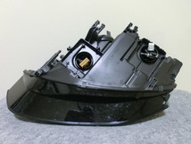 A4　RS4 8K　後期モデル　右ヘッドライト　右ヘッドランプ　HID　キセノン　8K0 941 044 D　_画像6
