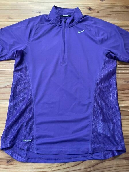 送料込み NIKE GOLF 半袖Tシャツ 紫 ハーフジップ 170/88A ナイキゴルフ GOLF ランニングウェア パープル メッシュ DLY FIT