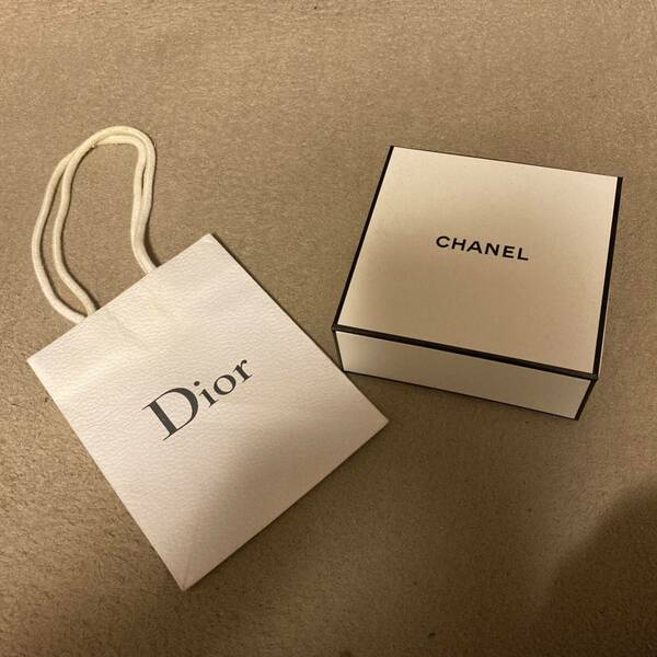 CHANEL 空箱　ディオール 紙袋