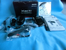 SANYO　Xacti　DMX-CG110　サンヨー　ビデオカメラ　ザクティ　ブラック_画像1
