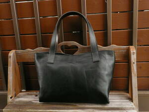 贅沢黒革ブラック！ハンドメイド本革のトートバッグ・上質レザーBLACK・作家手作り日本製鞄・太めのハンドル bag・デニムの裏地付き