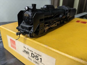 D51標準型　蒸気機関車 アダチ adachi 金属製 ２カ所部品が無くうち１つ紛失、残り１つだけ一緒にお届けします。50年前製品も走行性良好 