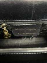 Salvatore Ferragamo ハンドバッグ/レザー/ブラック/ガンチーニ/サルヴァトーレフェラガモ　サイズ役縦20cm横27cmマチ10cm_画像9