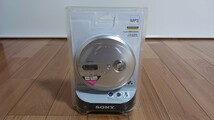 ☆新品未使用☆　SONY CDウォークマン D-NE241/S ポータブルCDプレーヤー_画像1