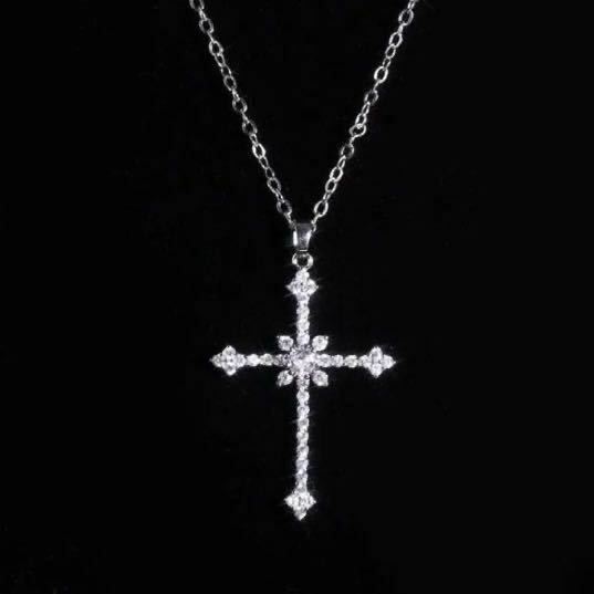 新品 クリスタル クロスネックレス シルバー　十字架 ユニセックス ダイヤモンドネックレス ダイヤ クロス シンプル プレゼント 送料無料