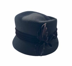クローシェ　クロッシェ　帽子　黒　ブラック　レディース　女性　ファッション　美品