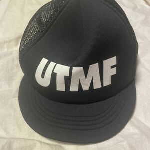 UTMF ツバ短　メッシュキャップ　ウルトラトレイルマウントフジ