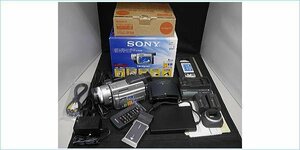 [DSE] (中古品) ソニー（SONY）DCR-TRV900 ビデオカメラ アクセサリーキットセット