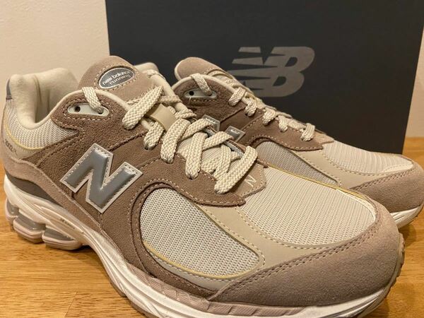 即決28cm New Balance 2002R Beigeニューバランス 2002R ベージュ M2002RSI 新品正規