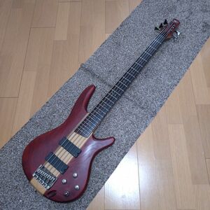 Ibanez 五弦アクティブベースSR1005？