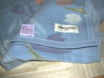 未使用　SONIA RYKIEL　ソニアリキエル　アクリル100%毛布 140cm×200cm シングル 日本製　ブルー花柄_画像5
