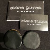 人気商品！　stone purse by NATHAN KRANZO 手品　マジック　ストーンパース　クロースアップ_画像1