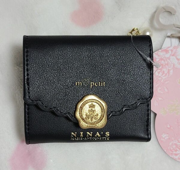 レディース　財布（青木美沙子×NINA'S）黒　ミニ財布 三つ折り財布 コインケース