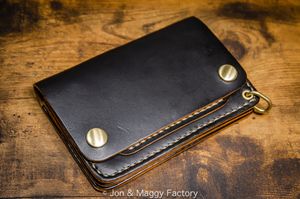 Trucker Wallet トラッカーウォレット ミドルサイズ 3層 栃木レザー 茶芯 【Jon & Maggy Factory】