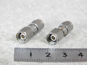 【HPマイクロ波ミリ波】TE Connectivity AMP Connectors 1063389-1 2.4ｍｍ(M)-3.5ｍｍ(M) Coaxial Adapter DC-26.5GHz 2個set ジャンク品