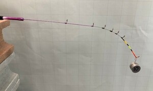 クーポン可能　カーボンワカサギ竿１本　ヘラトップ付　約全長322ｍｍ 軸径φ５リール用　ワカサギ穂先　送料無料（ショート動画有り）