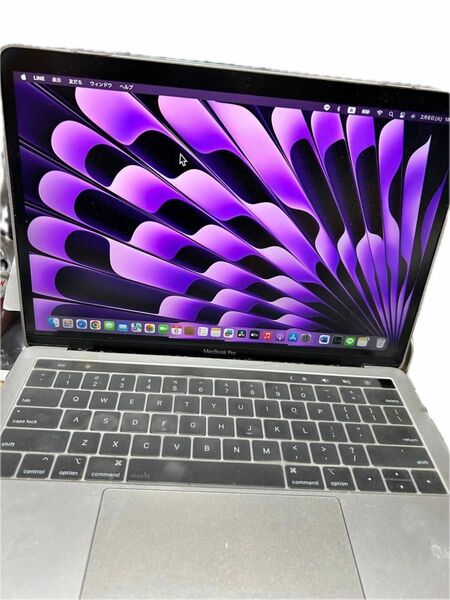 MacBook Pro 13(メモリ16GB、ストレージ500GB、US配列) 