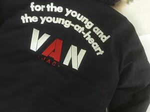 ウインターアイテム VAN JAC ヴァンヂャケット ダウンパーカー バックアーチロゴ！丸VANロゴワッペン付き VAN JACKET INC. / Kent SCENE