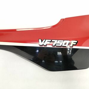 10 ホンダ VF750F 純正 左右 サイド カバー セット RC15 82600 83700 MB2 0100 赤 黒 HONDA◆ノーマル パーツ 部品 当時物 カウル 外装の画像3