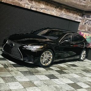 1/18 AUTOart レクサス LS500h (XF50) エグゼクティブ