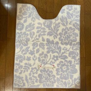 新品　ローラアシュレイ　トイレマット1枚　LAURA ASHLEY トイレタリー ウチノ UCHINO 