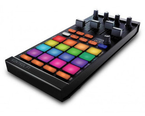 未使用 Native Instruments / TRAKTOR KONTROL F1 MIDIコントローラー NI トラクター プロ コントロール TRAKTOR pro