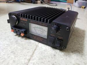 即決3300円　ALINCO　DT-830M　DC-DCコンバーター　動作未確認品ジャンク品　アルインコ　24V→13.8V