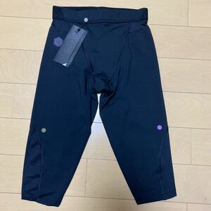 UnderArmour アンダーアーマー セミロングタイツ　サイズSM 黒 1342996