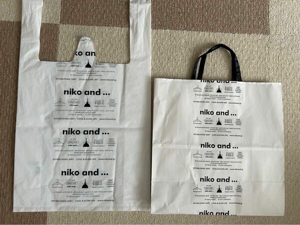 【値下げ】niko and… ニコアンド　紙袋　ショップ袋　ショッパー2セット