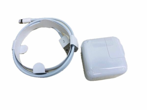 アップル USB-C電源アダプタ+ケーブル　iPhone&iPad 純正品