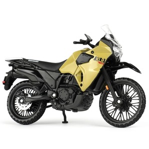 バイク 1/18スケール ミニチュア KAWASAKI KLR 650 クロー ミニカー 合金 オートバイ プラスチック モーターサイクル ゴールド 539の画像4