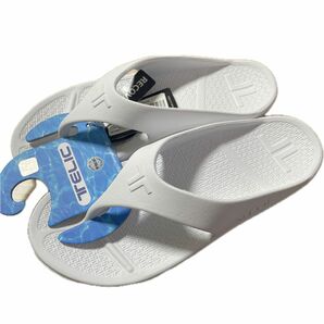 TELIC FLIP FLOP ホワイト　サイズXL サンダル