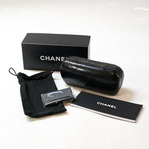 c295 未使用 保管品【シャネル】 CHANEL サングラスケース ココマーク マトラッセ 黒 アイウェア 眼鏡 メガネケース メンズ レディース 