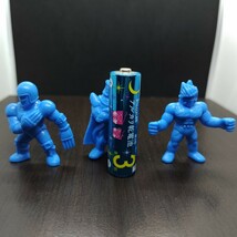 ジ・オメガマン　ロビンマスク　ウォーズマン　青　消しゴム　フィギュア　3体セット　キン肉マン　キン消し　キンケシ14 15 16　_画像3