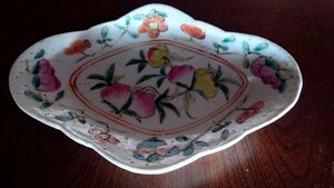 中国　清朝末期　桃　高い高台の皿　chinease antique