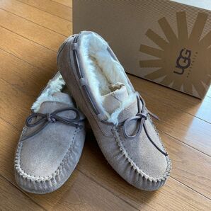 UGG ダコタ　25